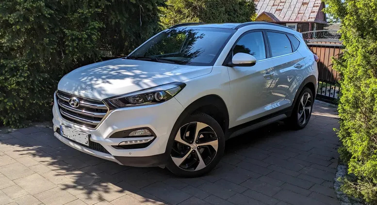 hyundai tucson Hyundai Tucson cena 71900 przebieg: 107000, rok produkcji 2017 z Szczebrzeszyn